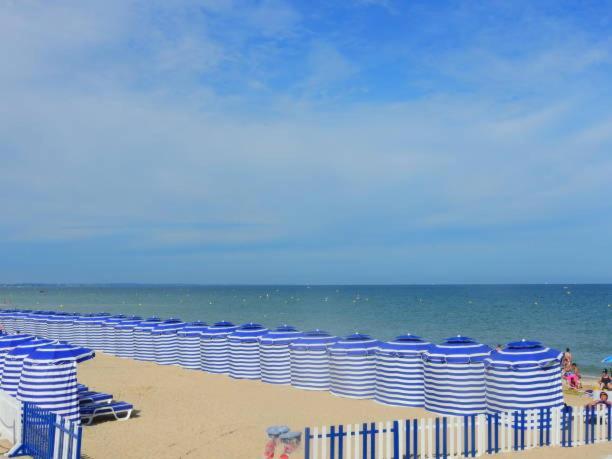 "Magnifique 2 Pieces " 150M Plages Et 500M Centre De กาบูร์ก ภายนอก รูปภาพ